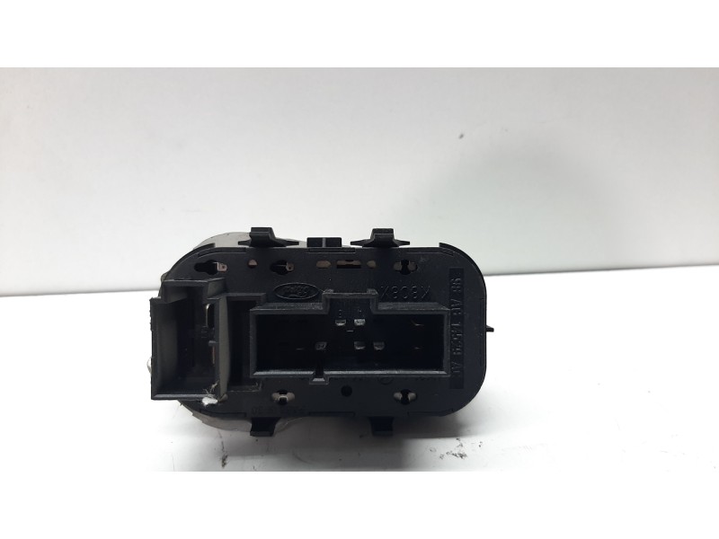 Recambio de mando elevalunas delantero izquierdo para ford focus berlina (cak) ghia referencia OEM IAM 1091483  