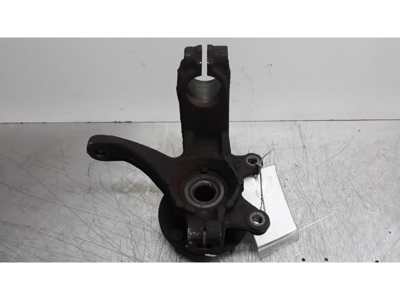 Recambio de mangueta delantera izquierda para ford fusion (cbk) ambiente referencia OEM IAM 1563495  