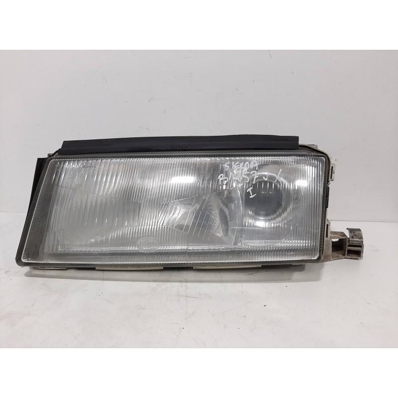 Recambio de faro izquierdo para skoda octavia berlina (1u2) 1.6 glx (74kw) referencia OEM IAM 1U1941017A  