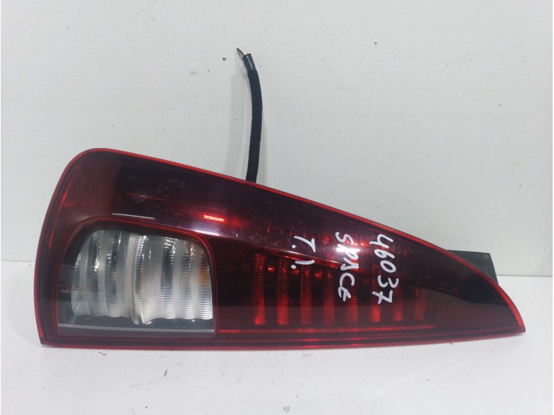 Recambio de piloto trasero izquierdo para renault espace iv (jk0) impulsion imusic referencia OEM IAM   