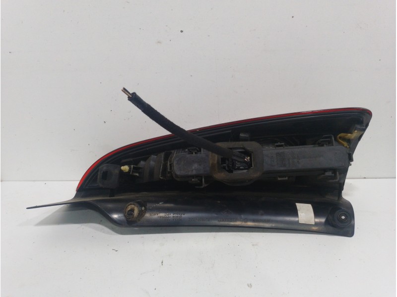 Recambio de piloto trasero izquierdo para renault espace iv (jk0) impulsion imusic referencia OEM IAM   