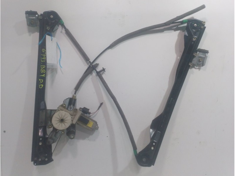Recambio de elevalunas delantero derecho para ford focus berlina (cak) ambiente referencia OEM IAM XS4123200  