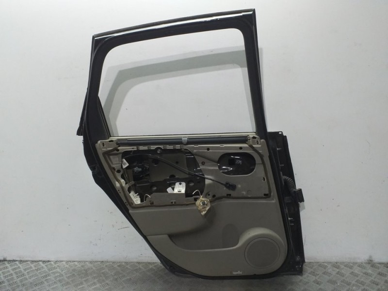 Recambio de puerta trasera izquierda para renault scenic ii grand confort dynamique referencia OEM IAM 7751475408 NEGRA 