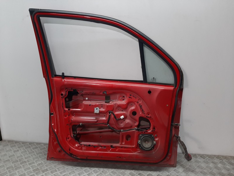 Recambio de puerta delantera izquierda para daewoo matiz cd referencia OEM IAM 96610963 ROJO 
