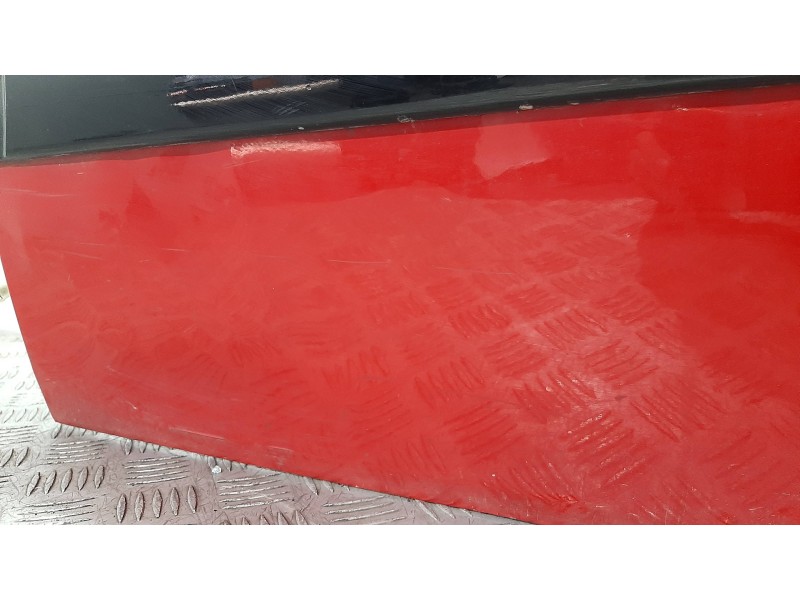Recambio de puerta trasera izquierda para daewoo matiz cd referencia OEM IAM 96512906 ROJO 