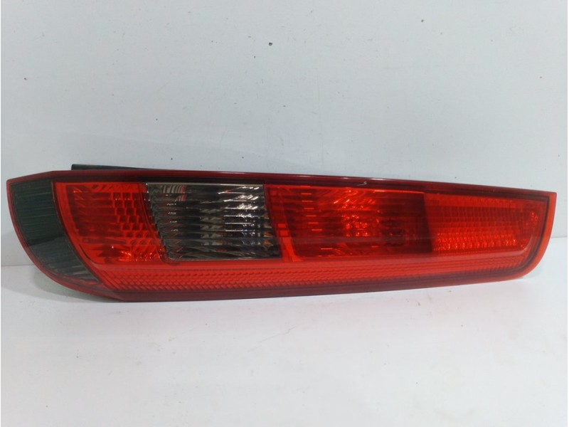 Recambio de piloto trasero derecho para ford fiesta (cbk) ambiente referencia OEM IAM   