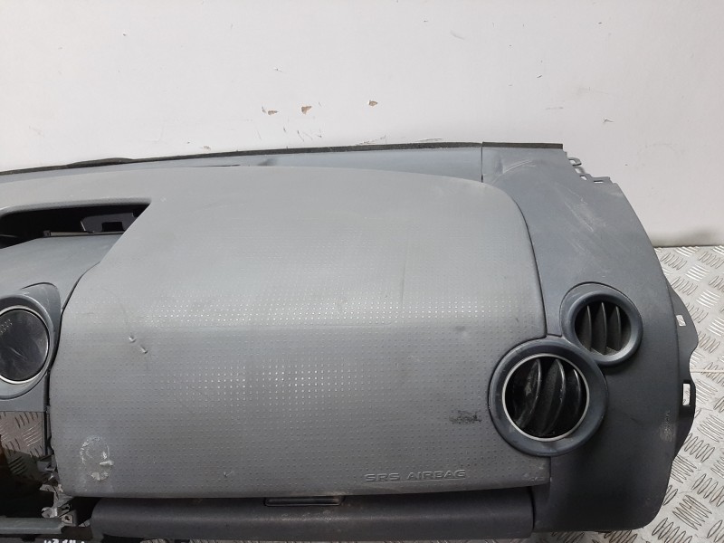 Recambio de salpicadero para mitsubishi colt berlina 5 (z30a) 1.1 inform (d) referencia OEM IAM   