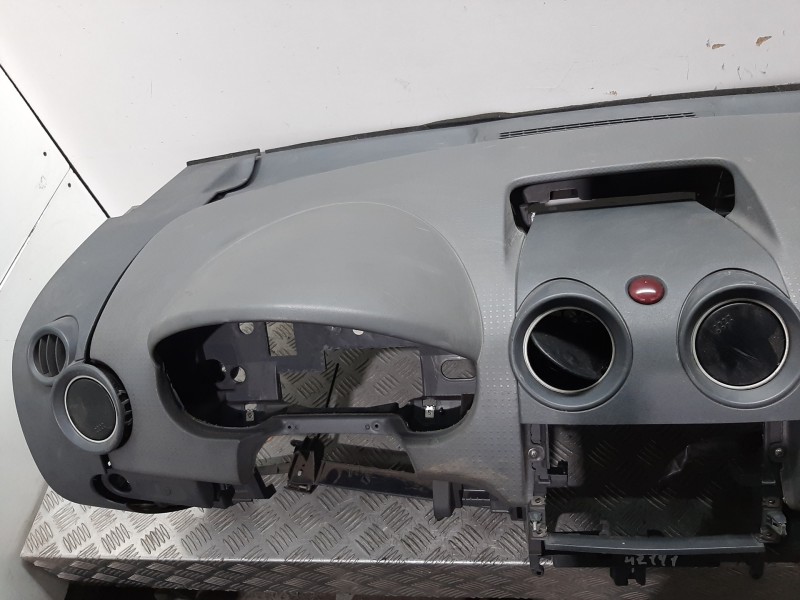 Recambio de salpicadero para mitsubishi colt berlina 5 (z30a) 1.1 inform (d) referencia OEM IAM   