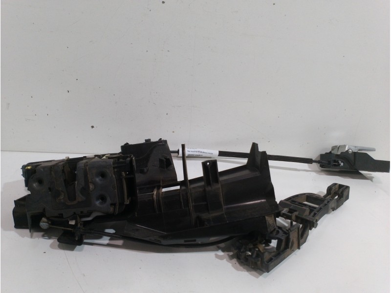 Recambio de cerradura puerta delantera derecha para ford focus berlina (cap) ambiente (d) referencia OEM IAM 3M5AR21812AJ  