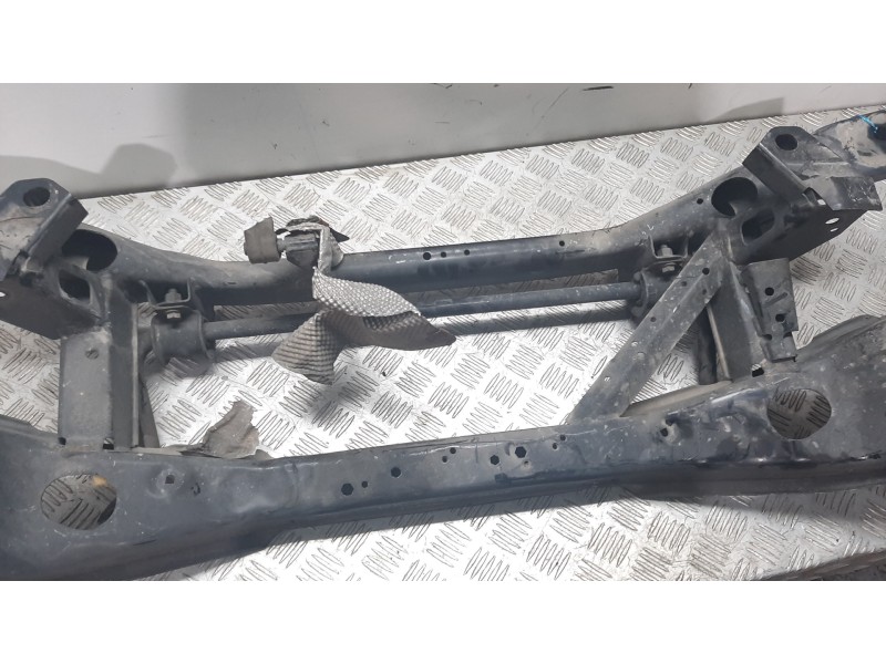 Recambio de puente trasero para ford focus berlina (cap) ambiente (d) referencia OEM IAM 226720269CD  