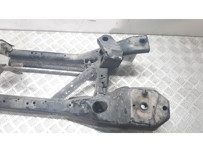 Recambio de puente trasero para ford focus berlina (cap) ambiente (d) referencia OEM IAM 226720269CD  