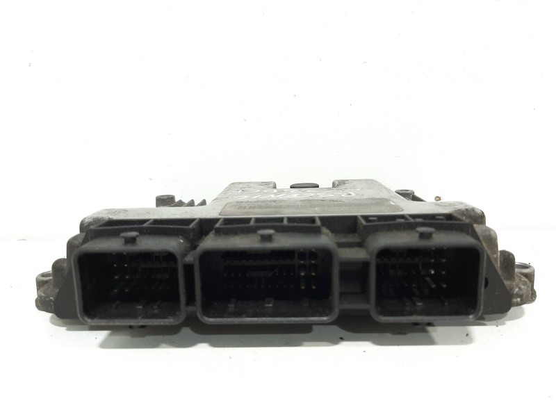 Recambio de centralita motor uce para renault scenic ii confort dynamique referencia OEM IAM 0281011776 8200386508 