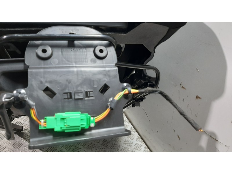 Recambio de asiento delantero derecho para citroën c4 berlina collection referencia OEM IAM  NEGRO 