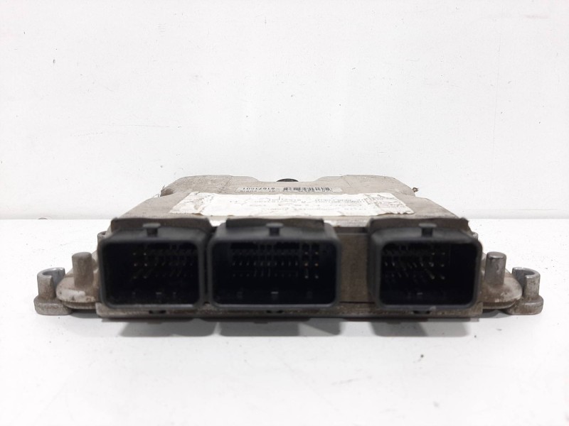 Recambio de centralita motor uce para peugeot 406 berlina (s1/s2) srdt referencia OEM IAM 0281011520 9652183480 