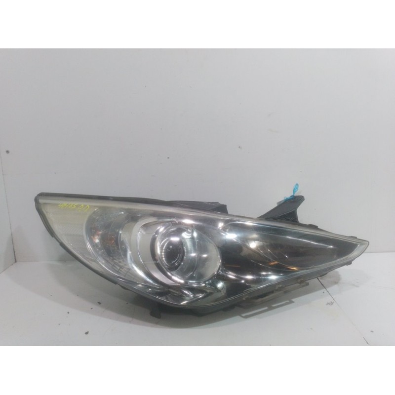 Recambio de faro derecho para hyundai sonata (yf) comfort referencia OEM IAM ZHN1150CR  