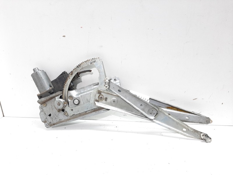 Recambio de elevalunas delantero derecho para opel vectra b berlina básico referencia OEM IAM 90464334  