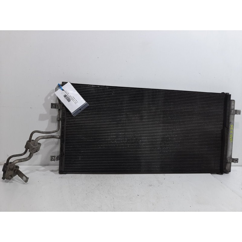 Recambio de condensador / radiador aire acondicionado para kia carens (un) active referencia OEM IAM 976061D210  