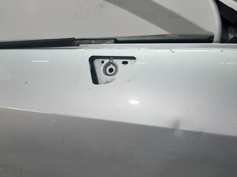 Recambio de puerta delantera derecha para peugeot 407 st confort pack referencia OEM IAM  PLATA 