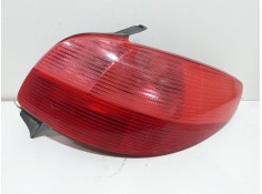 Recambio de piloto trasero derecho para piaggio (vespa) skr skr 150 autom. referencia OEM IAM   