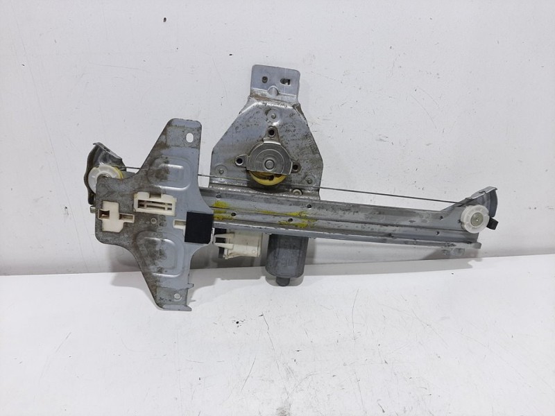 Recambio de elevalunas trasero izquierdo para citroën c4 berlina collection referencia OEM IAM 922389  