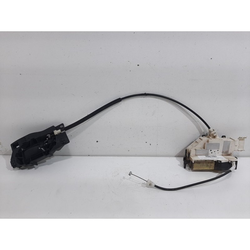 Recambio de cerradura puerta delantera derecha para peugeot 407 st confort referencia OEM IAM 9136FE 6 PINES 