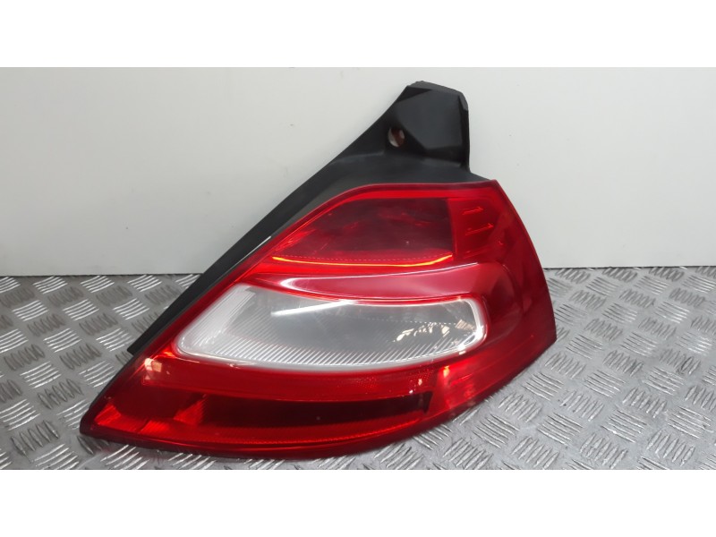 Recambio de piloto trasero derecho para renault megane ii berlina 3p confort authentique referencia OEM IAM   