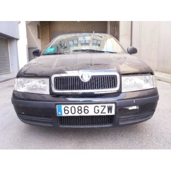 SKODA OCTAVIA BERLINA (1U2)