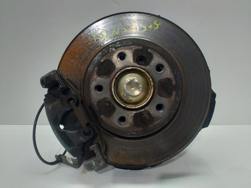 Recambio de mangueta delantera derecha para bmw serie 3 berlina (e46) 320d referencia OEM IAM   