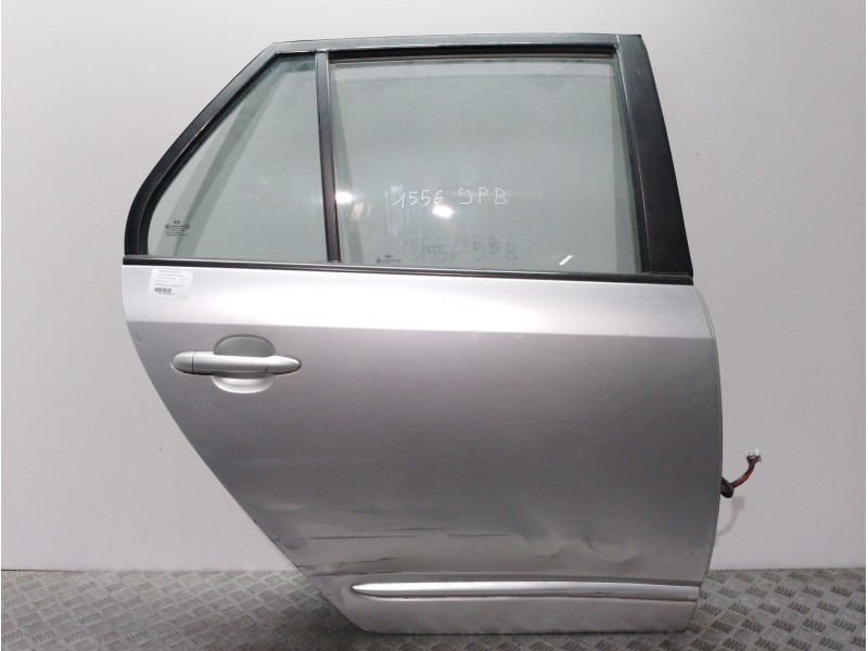 Recambio de puerta trasera derecha para kia carens (un) concept referencia OEM IAM 770041D010  
