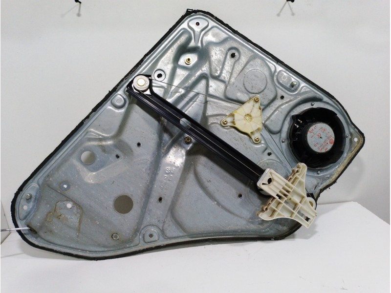 Recambio de elevalunas trasero derecho para volkswagen passat berl./combi w8 w8 berlina referencia OEM IAM 3B5839462A  