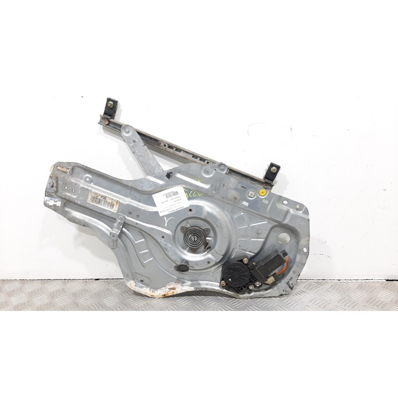 Recambio de elevalunas delantero izquierdo para hyundai elantra (xd) 2.0 crdi gls full (5-ptas.) referencia OEM IAM 824012D010  