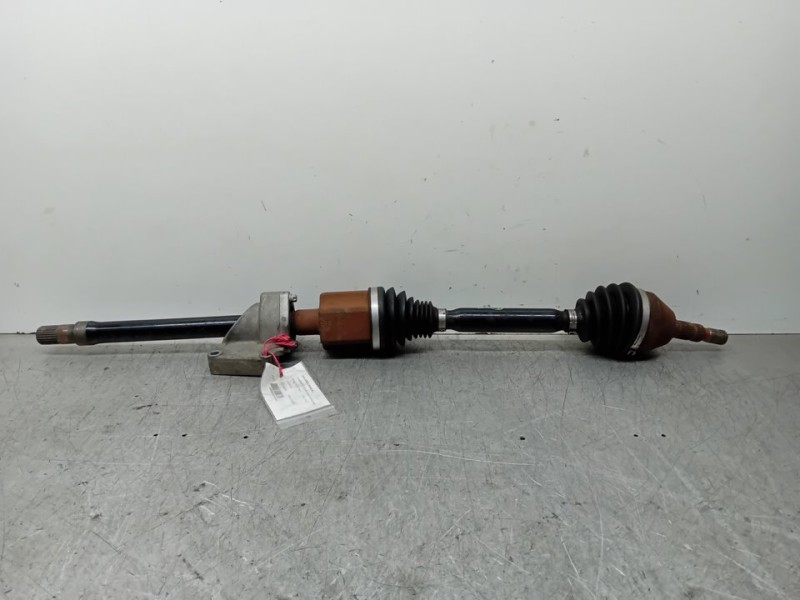 Recambio de transmision delantera derecha para opel astra gtc cosmo referencia OEM IAM 24462241  