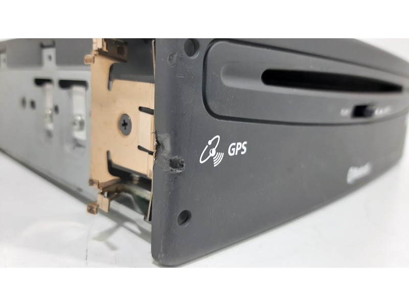 Recambio de sistema navegacion gps para renault megane ii berlina 3p emotion referencia OEM IAM 8200326976A  