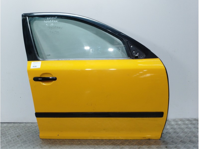 Recambio de puerta delantera derecha para skoda octavia berlina (1z3) ambition referencia OEM IAM 1Z0831056 AMARILLO (TAXI) 