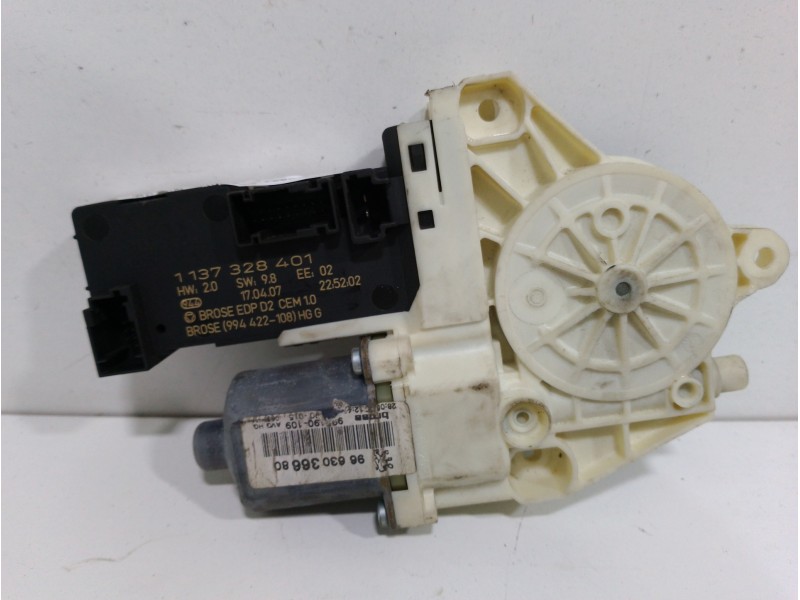 Recambio de motor elevalunas delantero izquierdo para peugeot 407 st confort referencia OEM IAM 1137328401 9663036680 