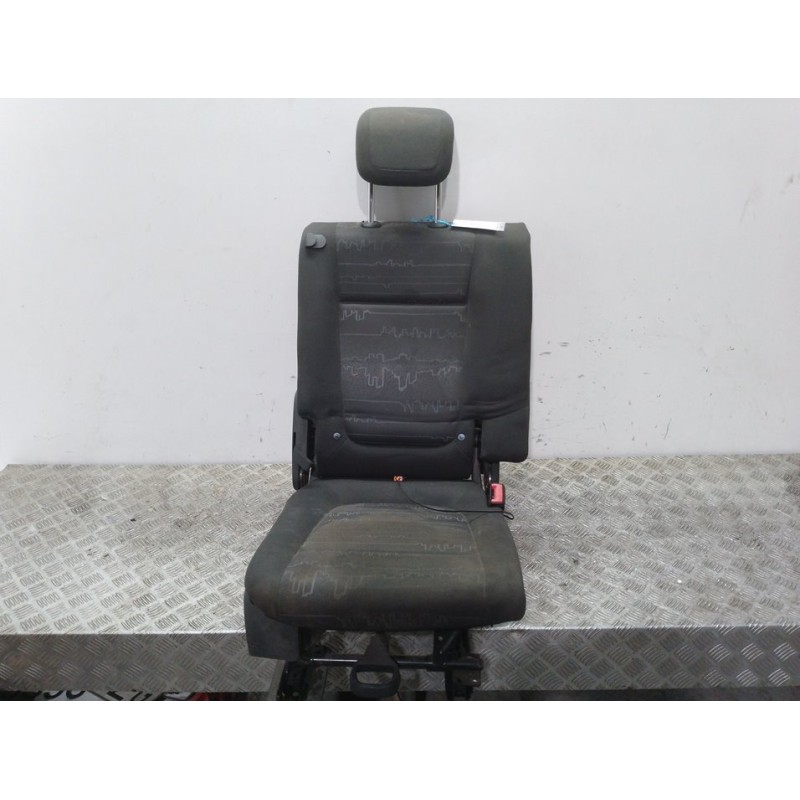 Recambio de asiento trasero derecho para opel meriva b cosmo referencia OEM IAM  3982794 