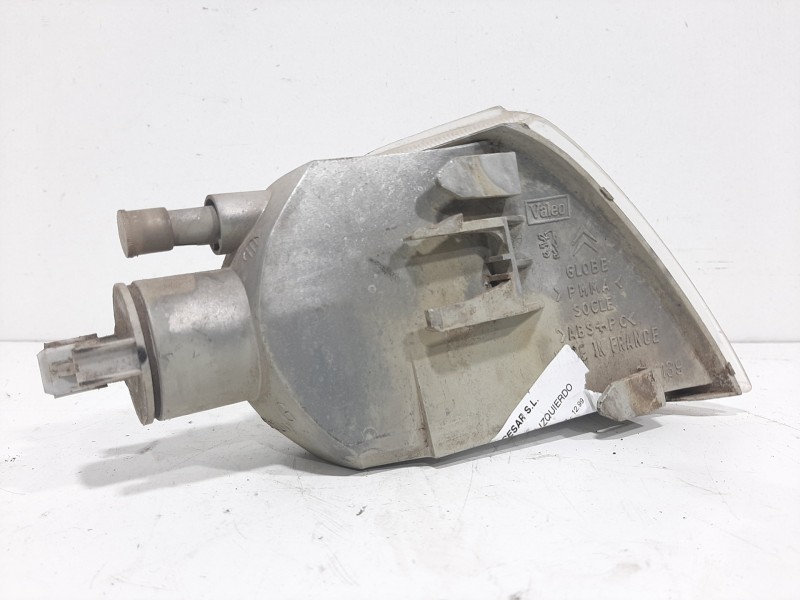 Recambio de piloto delantero izquierdo para citroën saxo 1.6 vts referencia OEM IAM 630359  