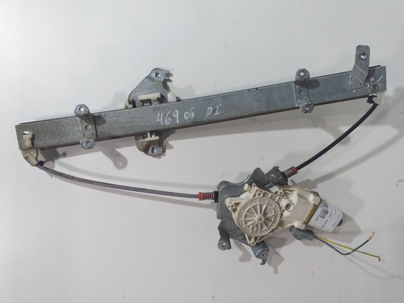 Recambio de elevalunas delantero izquierdo para nissan micra (k12e) acenta referencia OEM IAM 80701BC60B  