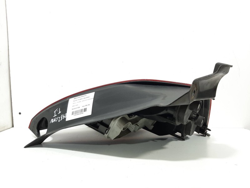 Recambio de piloto trasero izquierdo para renault megane ii berlina 5p confort dynamique referencia OEM IAM 8200073236  