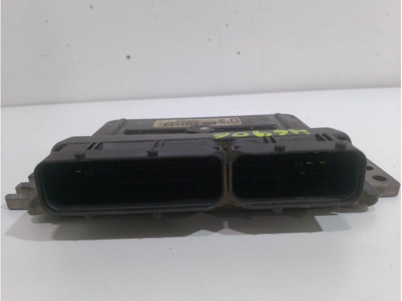 Recambio de centralita motor uce para nissan micra (k12e) acenta referencia OEM IAM 23710AY32A  