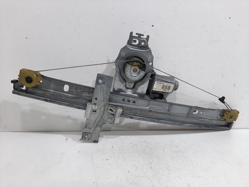 Recambio de elevalunas delantero derecho para peugeot 207 sw confort referencia OEM IAM 9681182280  