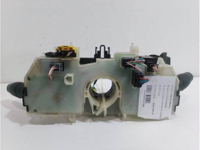 Recambio de mando multifuncion para renault megane iii berlina 5 p dynamique referencia OEM IAM 255670019  