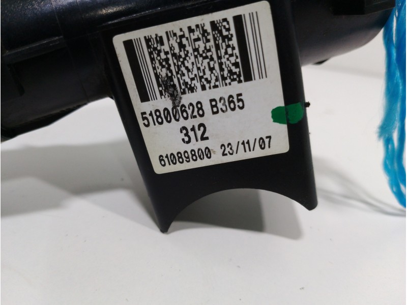 Recambio de conmutador de arranque para fiat 500 cabrio (150) lounge referencia OEM IAM 51800628 61089800 