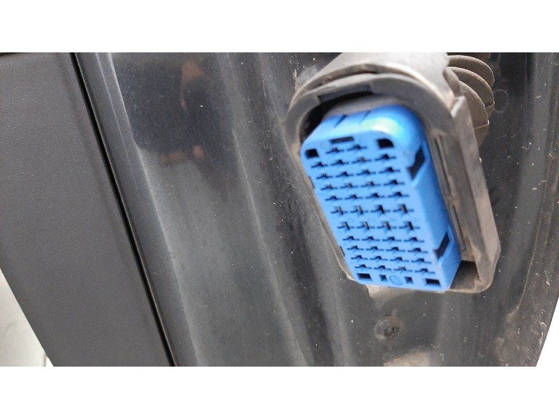 Recambio de puerta delantera izquierda para renault espace iv (jk0) grand espace initiale referencia OEM IAM 7751473099 GRIS 