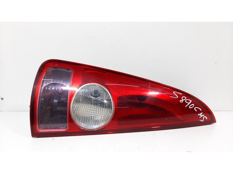 Recambio de piloto trasero izquierdo para renault espace iv (jk0) grand espace initiale referencia OEM IAM 8200027153  