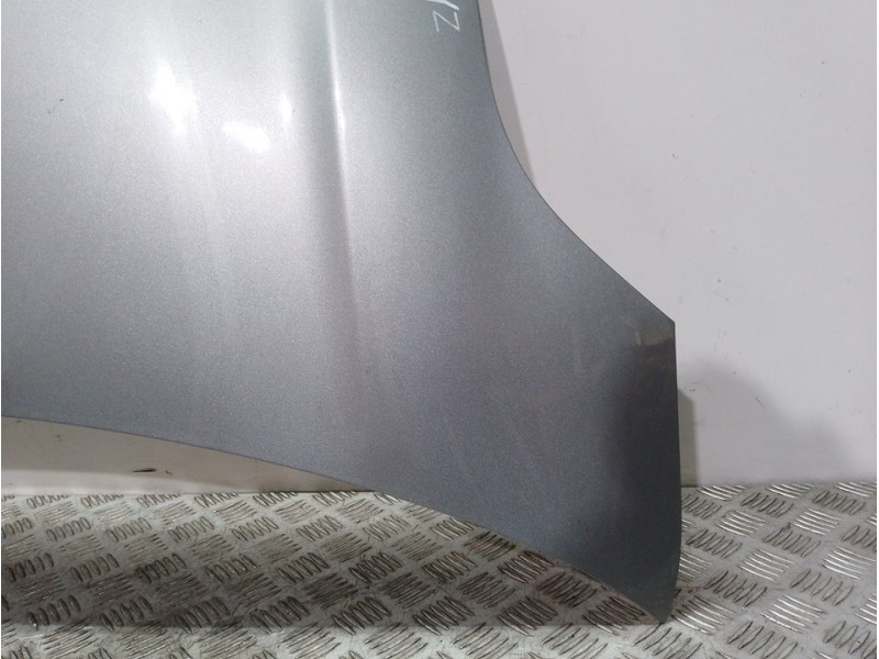 Recambio de capot para toyota yaris (ksp9/scp9/nlp9) básico referencia OEM IAM  GRIS 