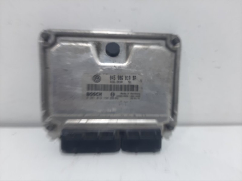 Recambio de centralita motor uce para volkswagen polo (9n3) advance referencia OEM IAM 045906019 BOSCH 