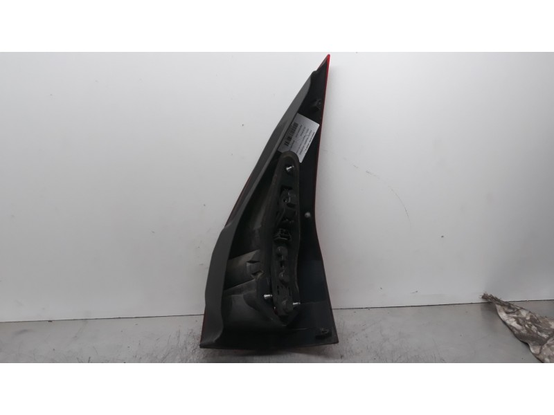 Recambio de piloto trasero izquierdo para renault megane ii familiar authentique referencia OEM IAM 8200417349  