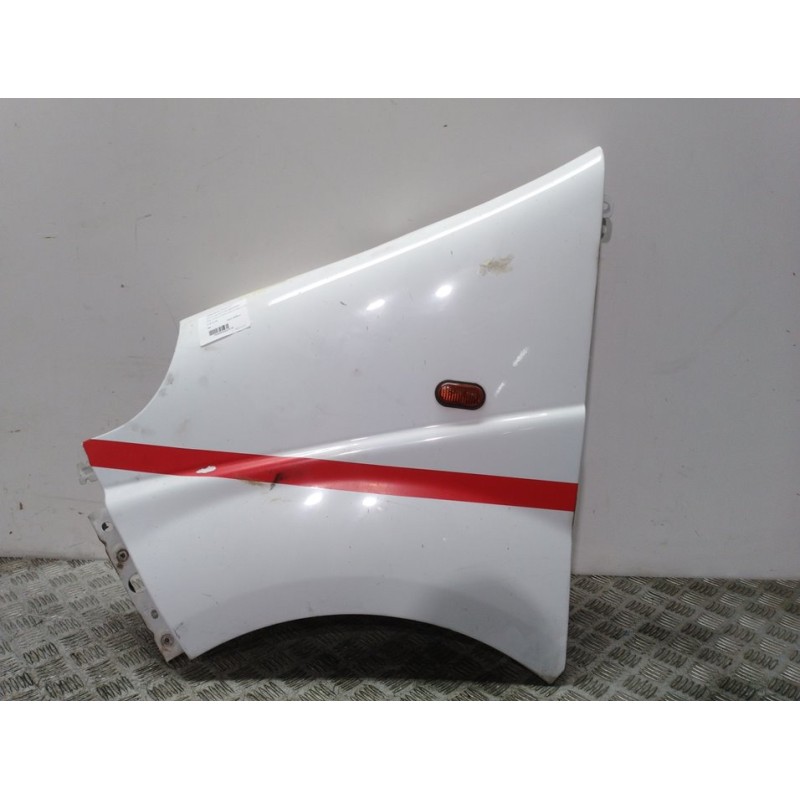 Recambio de aleta delantera izquierda para opel vivaro furgón/combi (07.2006 =>) combi l1h1 2,7t edition referencia OEM IAM 9318
