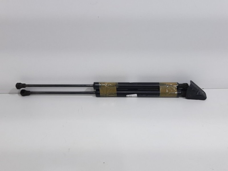 Recambio de amortiguadores maletero / porton para peugeot 208 allure referencia OEM IAM 9673083680  